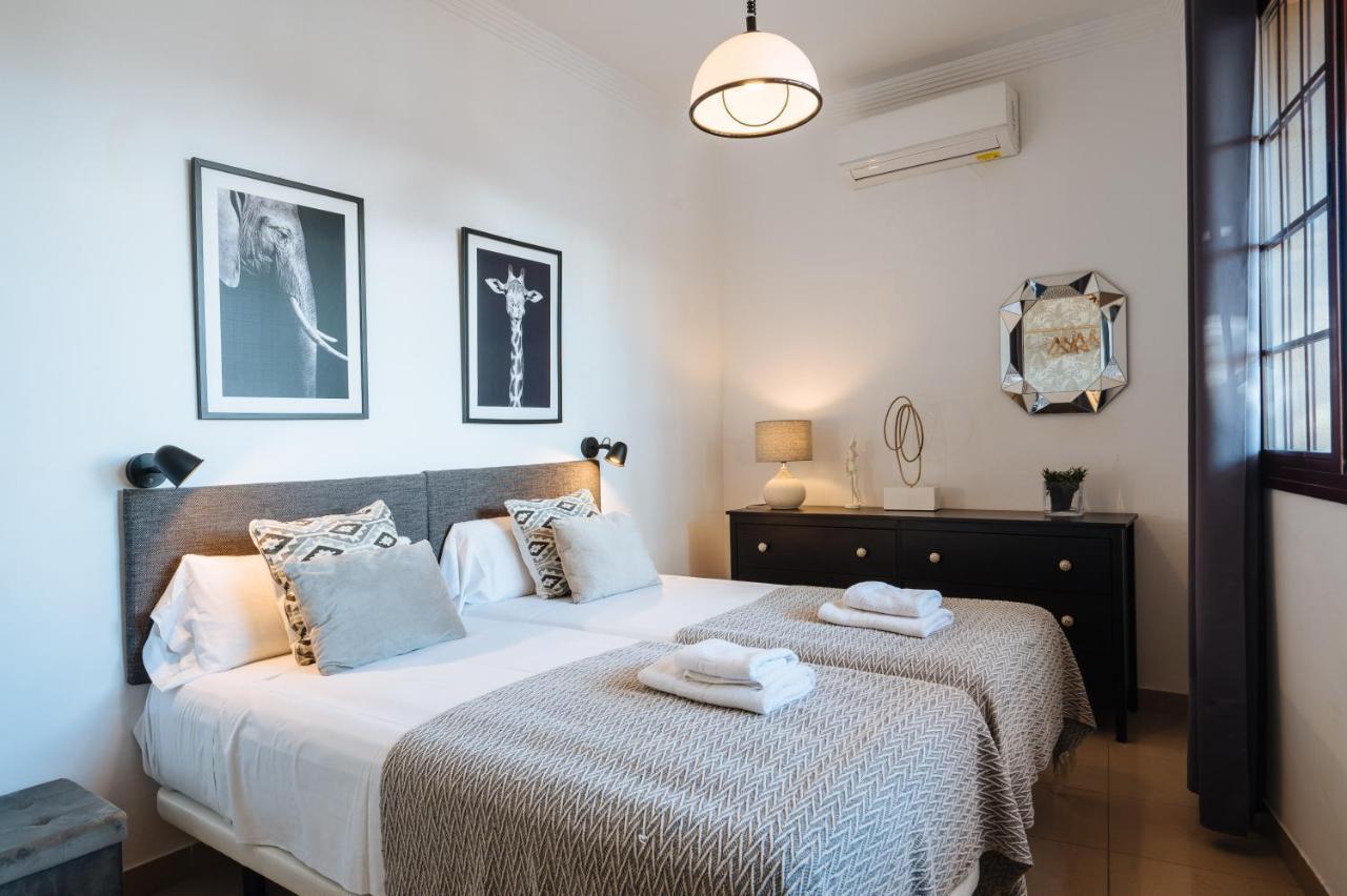 Homeyseville-Amazing Penthouse Giralda Views 8 Pax, Parking Optional Екстериор снимка