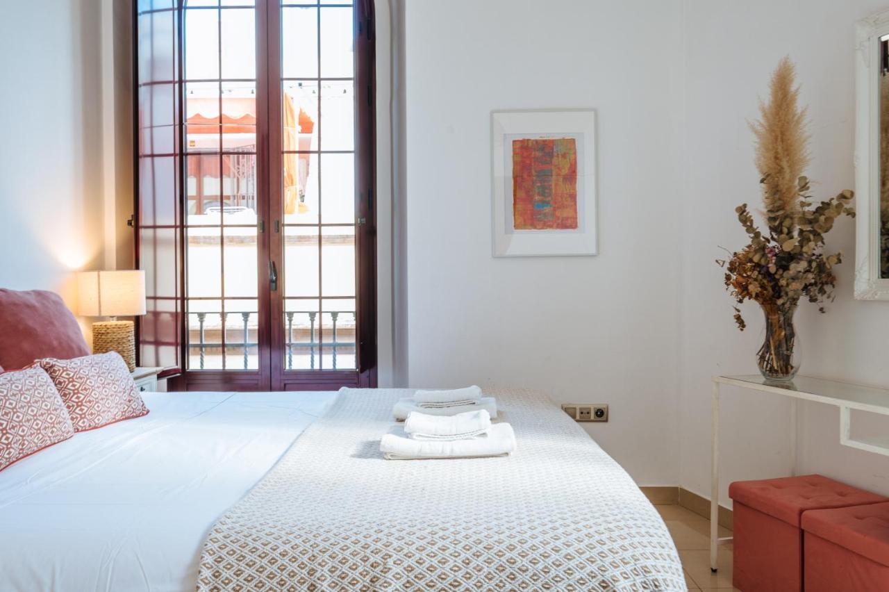 Homeyseville-Amazing Penthouse Giralda Views 8 Pax, Parking Optional Екстериор снимка